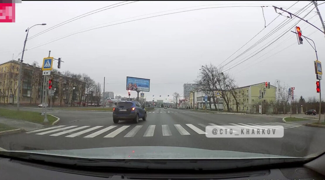 Харківські патрульні розшукали водія авто Buick, який порушив ПДР 