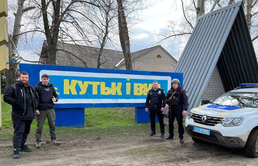 Новини Харкова: поліція доставила гуманітарний вантаж мешканцям Харківщини