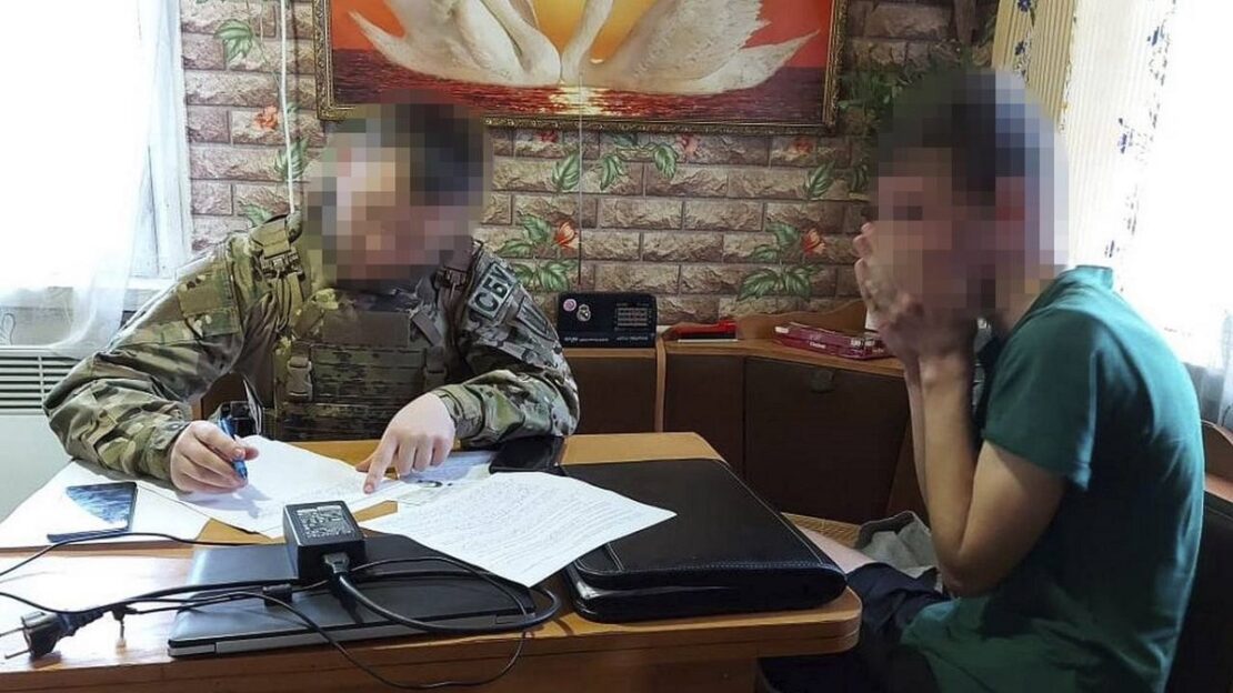 Чоловік та жінка з Вовчанська здавали окупантам координати ЗСУ (фото)