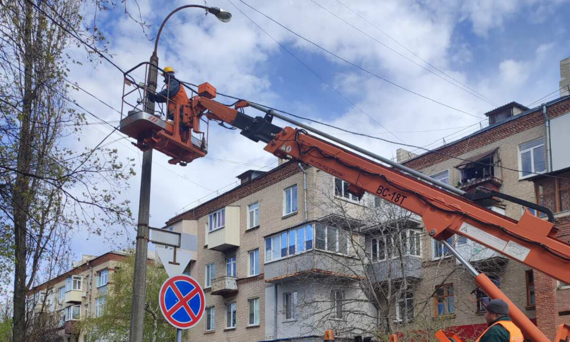 З початку війни у Харкові відновили освітлення на 682 вулицях 