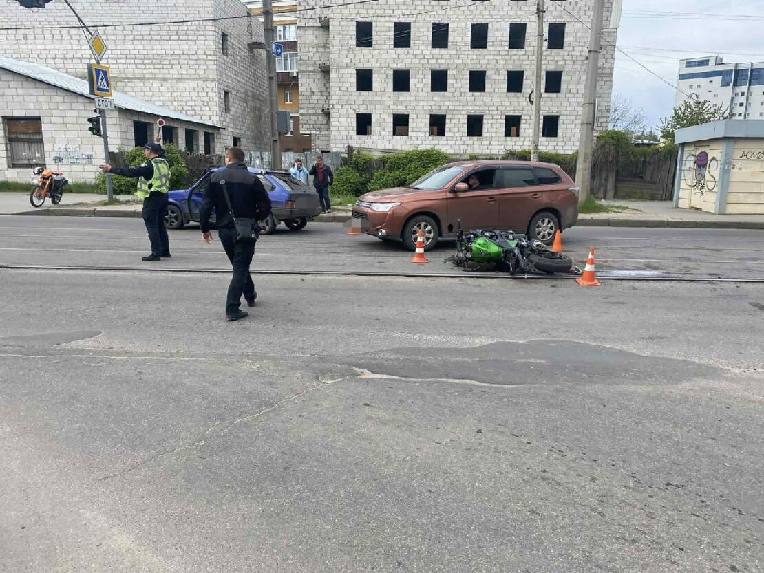 У Харкові в ДТП на Гольдбергівській постраждали два водії