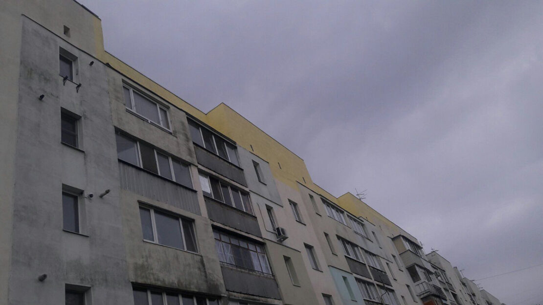 У Харкові відновлюють житловий будинок на вулиці Грищенка