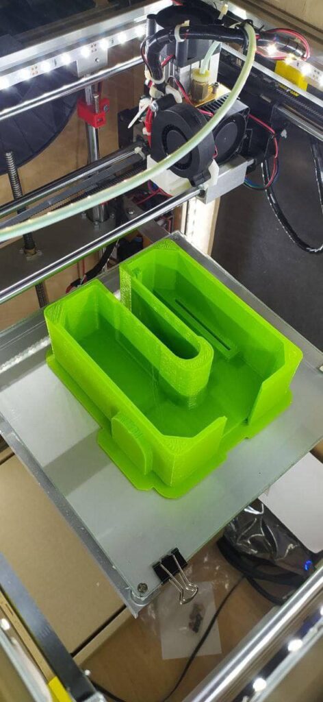 Харківські вчені на 3D-принтері виготовили деталь для ліфта 