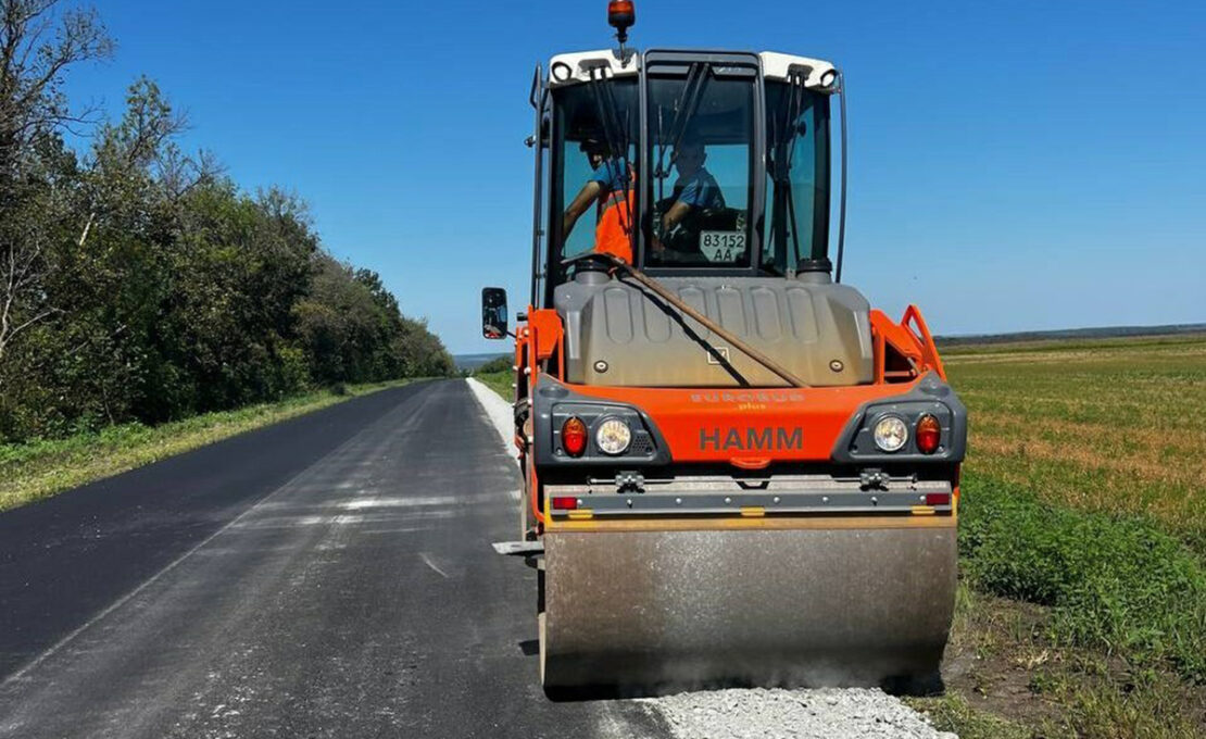 У двох громадах Харківщини відновлюють дорогу 