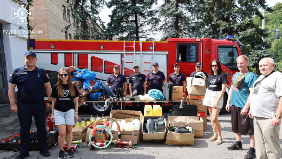 Харківські рятувальники отримали обладнання від благодійників