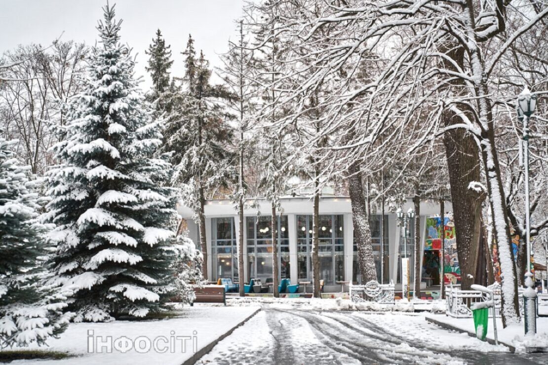 У Харкові випав перший сніг. Фоторепортаж