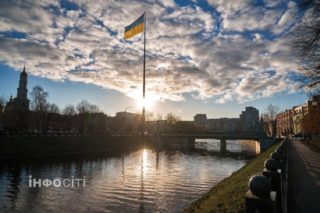 Сонячний ранок у Харкові (фото)