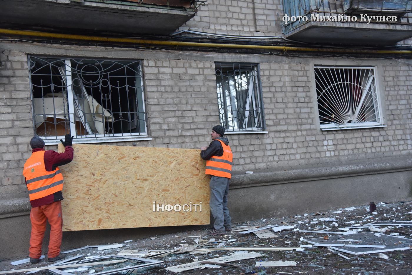Обстріли Харкова 27-28 березня: пошкоджені 19 будинків