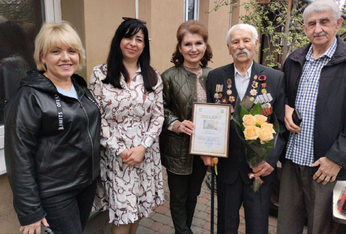 Мешканець Харкова святкує свій 99-й день народження